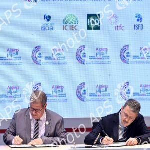 Assemblées annuelles de la BID : signature de conventions de financement et de mémorandums d'entente
