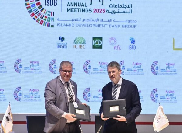 Assemblées annuelles de la BID : signature de conventions de financement et de mémorandums d'entente