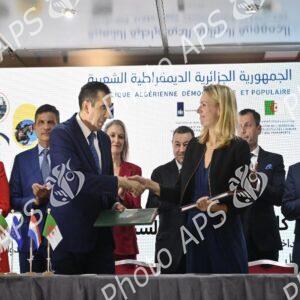 M. Sayoud préside la cérémonie de lancement du programme "ADIL"