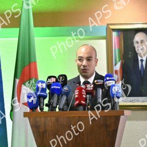 M. Sayoud préside la cérémonie de lancement du programme "ADIL"